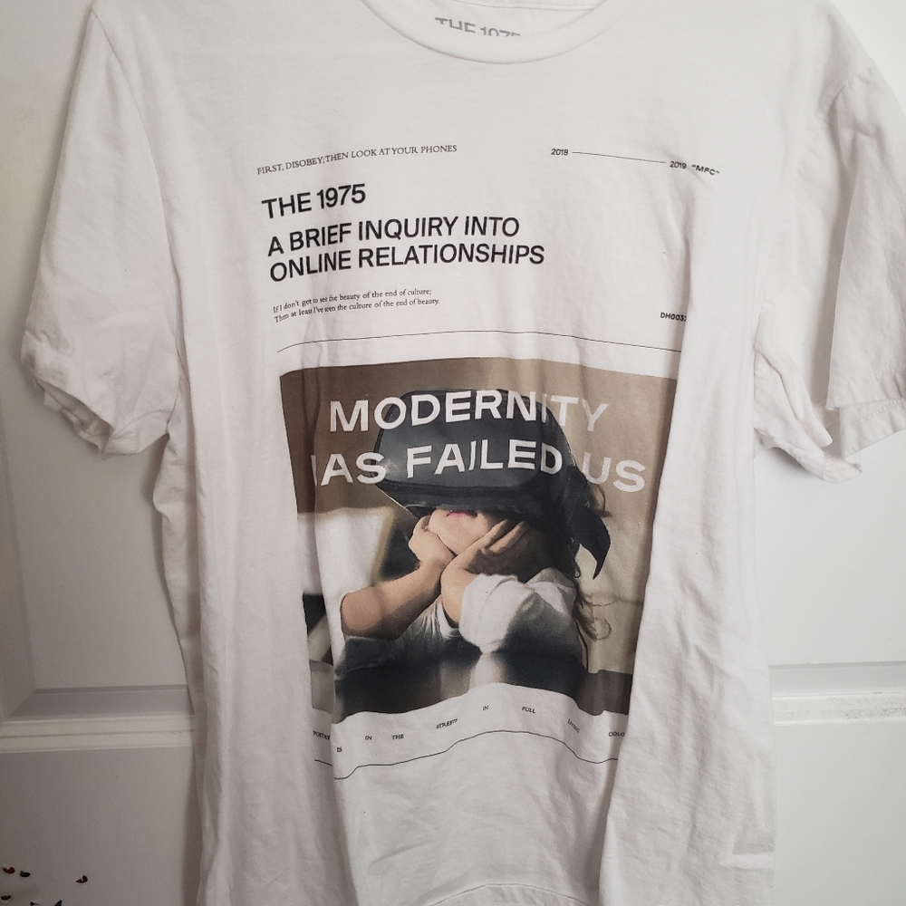 The 1975 Hot Topic shirt
